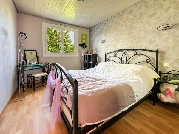 Maison à NEUVILLE-SUR-SARTHE, 72190 - 5 pièces 116m²