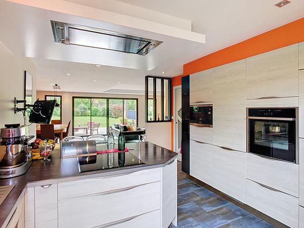 Maison d'Exception à Vendre à Fleury-sur-Orne - 5 Pièces, 155 m², Terrain 1125 m²