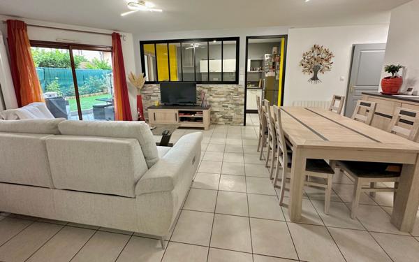 Appartement à vendre    3 pièces • 77,20 m2 Taluyers