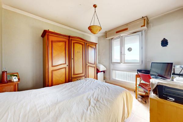 Vente en nue-propriété - Appartement 42 m² + Garage 21 m²