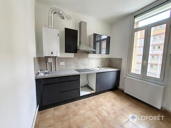 Achat immeuble Perpignan - 10 pièce(s) - 200 m² - 300 000 €
