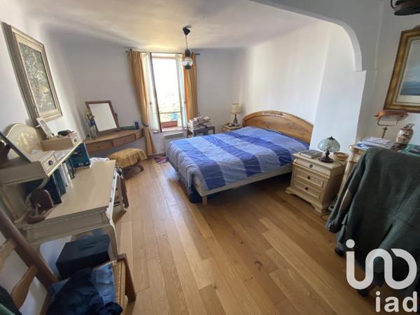 Maison de village 5 pièces de 105 m² à Cagnes-sur-Mer (06800)