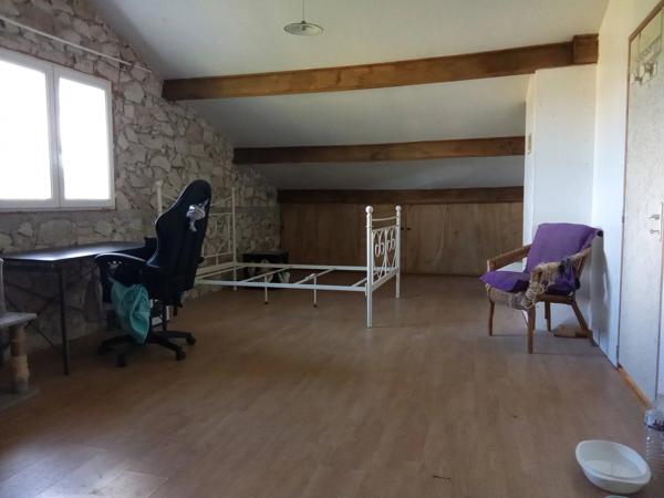 Charmante maison avec jardin et piscine hors sol à Piégut-Pluviers