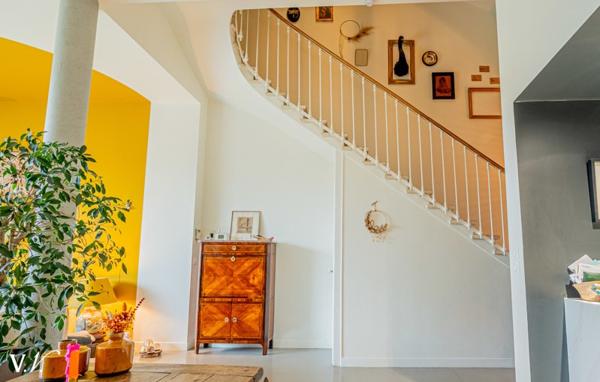 Maison à vendre 1 050 000 € Bordeaux 6 p 199 m² DPE D