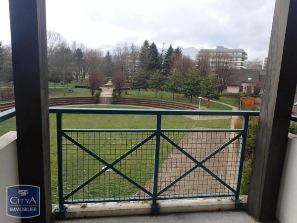 Appartement à louer 3 pièces 66.13m²