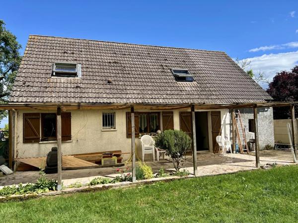 Vente                                                      Maison
                        
                     6 pièces                      108 m2                     à Houdan