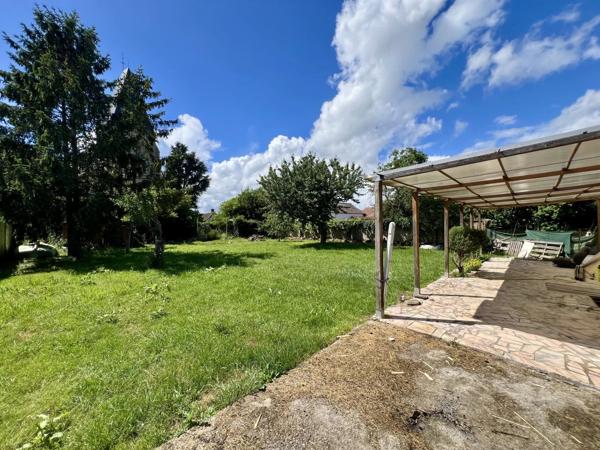 Vente                                                      Maison
                        
                     6 pièces                      108 m2                     à Houdan