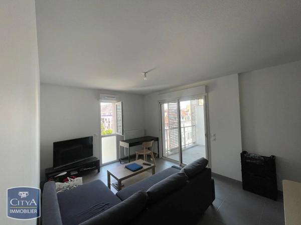 Appartement à louer 2 pièces 43.01m² Pau (64000)