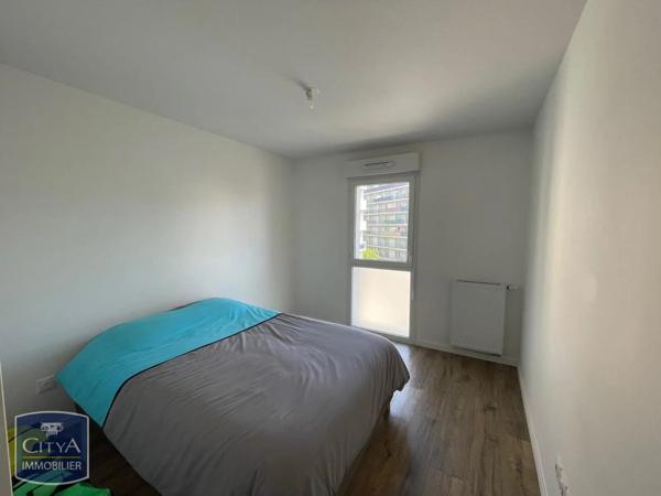 Appartement à louer 2 pièces 43.01m² Pau (64000)