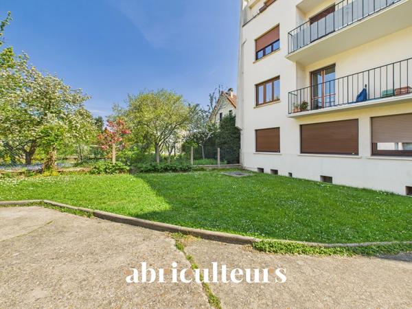 Appartement familial de 120 m² 4 chambres Balcons, Box & Cave Bourg-la-Reine