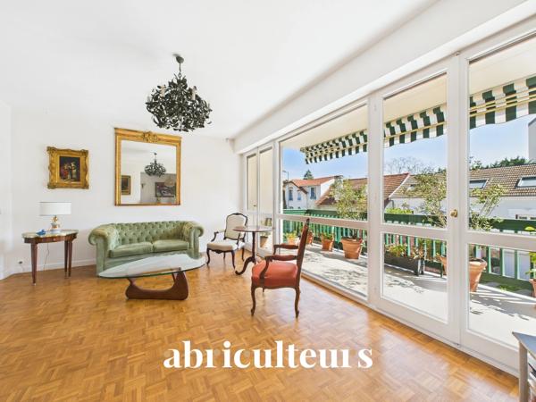 Appartement familial de 120 m² 4 chambres Balcons, Box & Cave Bourg-la-Reine