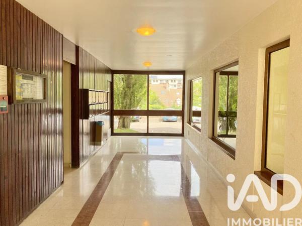 Appartement à vendre 4 pièces 55 m² Fontenay-le-Fleury