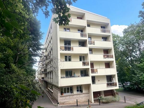 Appartement 3 pièces de 67.62 m2 - balcon- parking- cave