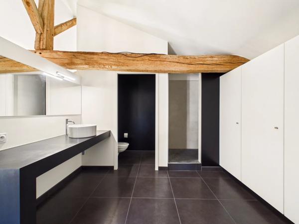 Superbe propriété de cinq chambres et maison d'amis