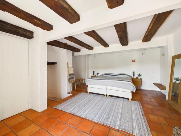 Superbe propriété de cinq chambres et maison d'amis