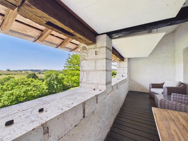 Superbe propriété de cinq chambres et maison d'amis