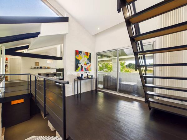 Superbe propriété de cinq chambres et maison d'amis