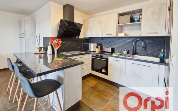 Appartement à vendre    2 pièces •  Grenade