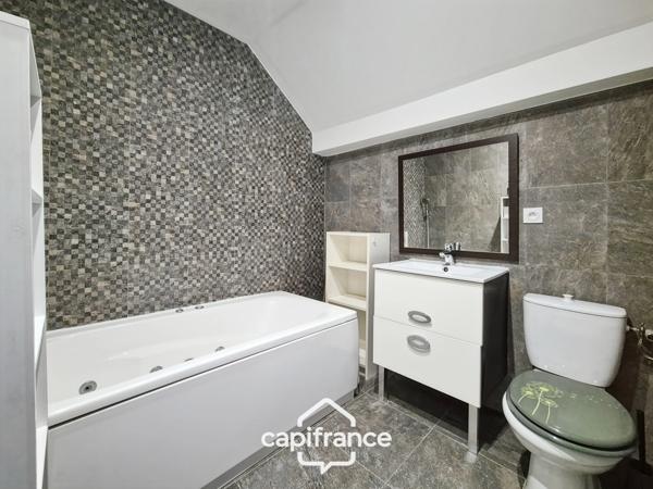 Longère rénovée 4p 93m², 2 suites, jardin à VILLEMARECHAL (77)