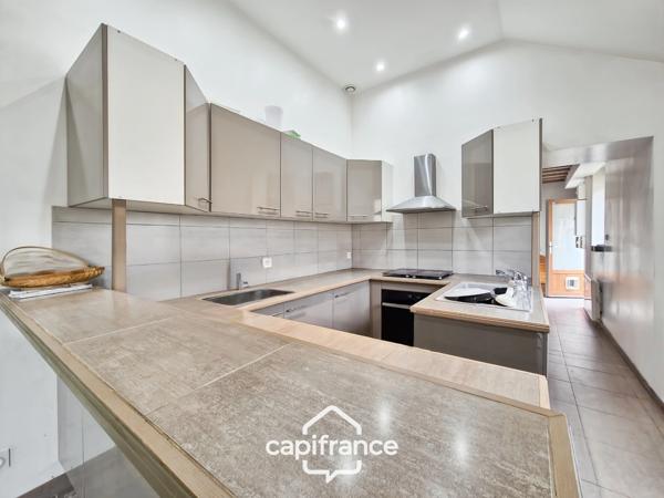 Longère rénovée 4p 93m², 2 suites, jardin à VILLEMARECHAL (77)