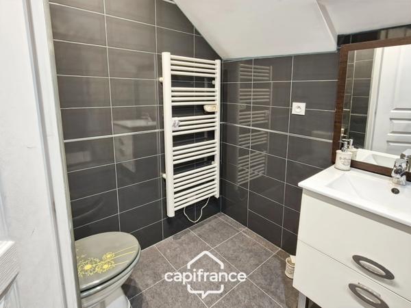 Longère rénovée 4p 93m², 2 suites, jardin à VILLEMARECHAL (77)