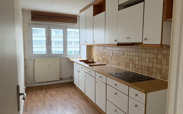 Appartement à vendre    3 pièces • 63 m2 Mons-en-Baroeul