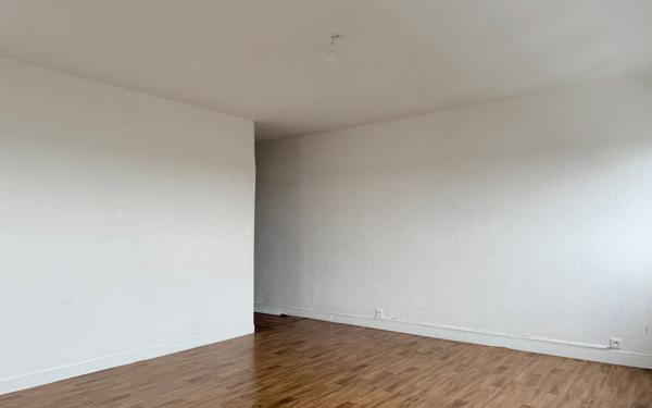 Appartement à vendre    3 pièces • 63 m2 Mons-en-Baroeul