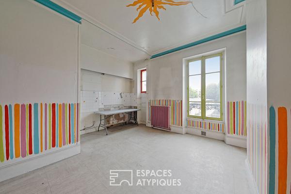 Appartement en duplex à rénover avec parc commun
