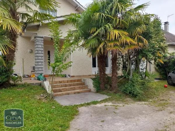 Maison à louer 6 pièces 172.86m² Pau (64000)