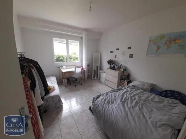 Maison à louer 6 pièces 172.86m² Pau (64000)