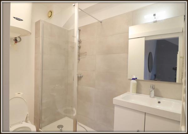 Dpt Essonne (91), à louer SAINTE GENEVIEVE DES BOIS appartement T2 de 38m²