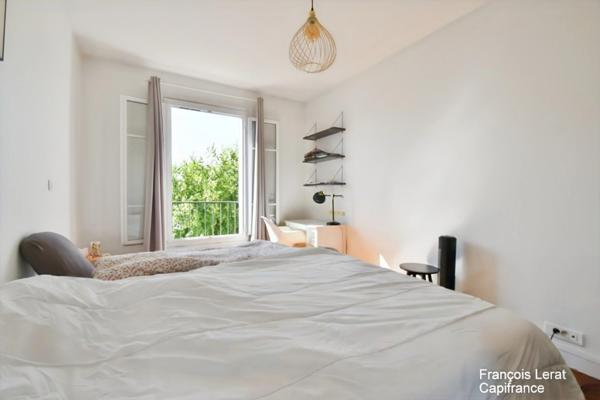 Appartement à vendre rénové 2 pièces ENGHIEN LES BAINS (95) - 45,94 m2 - Proche de la Gare de la barre d'Ormosson - 239 000 € honoraires d'agence inclus