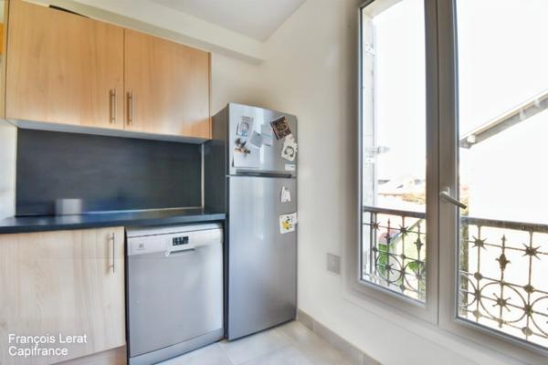 Appartement à vendre rénové 2 pièces ENGHIEN LES BAINS (95) - 45,94 m2 - Proche de la Gare de la barre d'Ormosson - 239 000 € honoraires d'agence inclus