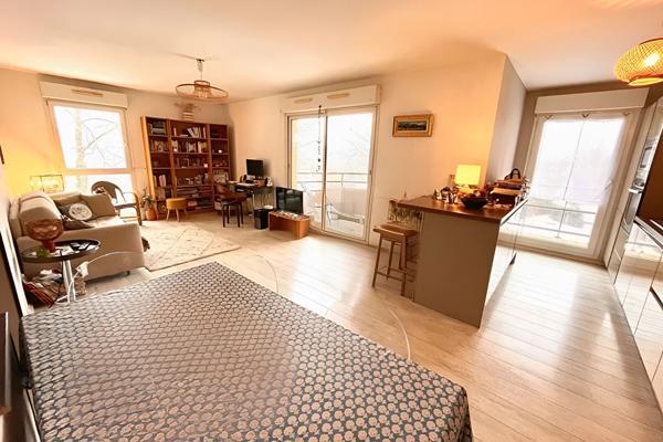 F2 Metz Vallières avec terrasse et garage