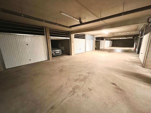 F2 Metz Vallières avec terrasse et garage