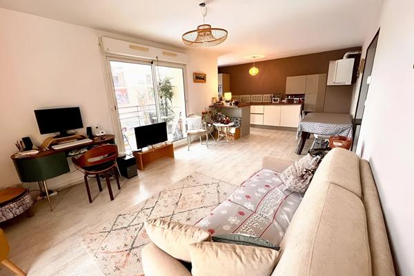 F2 Metz Vallières avec terrasse et garage