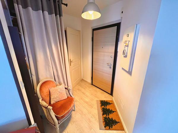 F2 Metz Vallières avec terrasse et garage