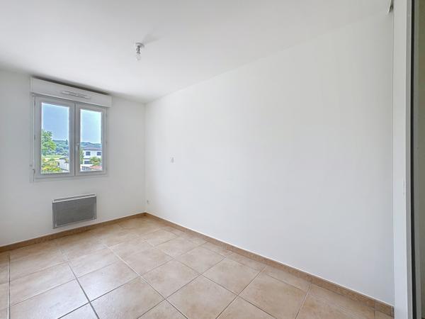 Reyrieux (01600) REYRIEUX: Maison de 2013 4 ch dt 1 pp terrain=462m²