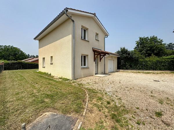 Reyrieux (01600) REYRIEUX: Maison de 2013 4 ch dt 1 pp terrain=462m²