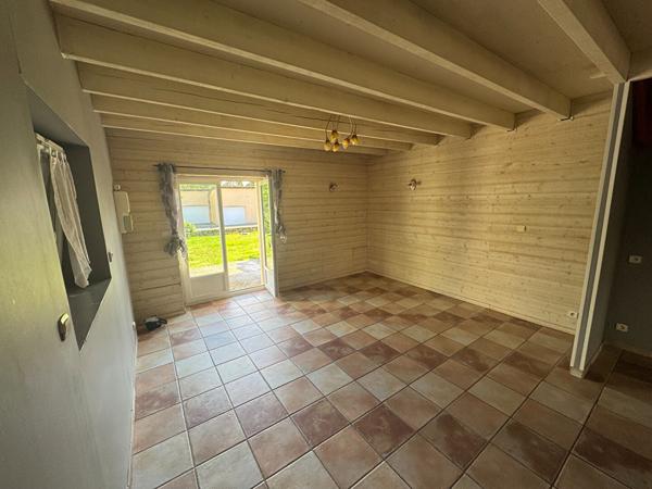 Maison familiale avec 3 chambres et espace mansardé polyvalent ? Garantie Visale exigée