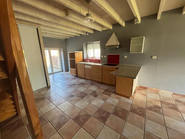 Maison familiale avec 3 chambres et espace mansardé polyvalent ? Garantie Visale exigée