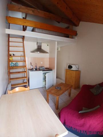 LOCATION STUDIO - 1er ETAGE - BLOIS