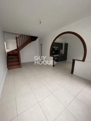 MAISON À VENDRE DE 3 PIÈCES DE 54,59 M²