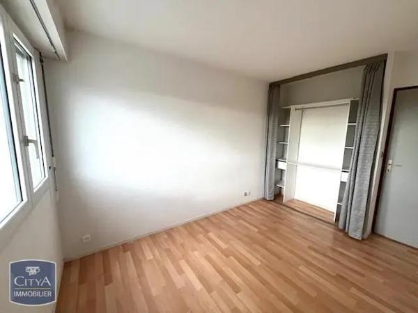 Appartement à louer 3 pièces 62.53m² Mérignac (33700)