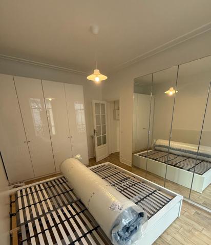 Appartement meublé neuf de 59 m2 rénové en entier - 1 chambre avec double séjour