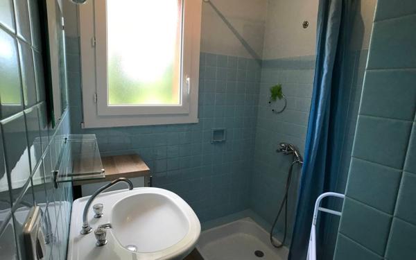 Appartement à louer    2 pièces • 41 m2 Saint-Étienne-du-Valdonnez