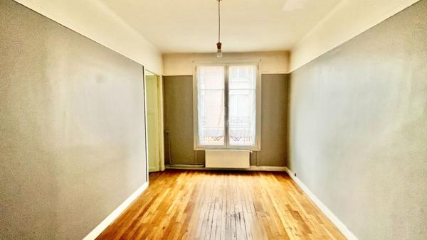 2 pièces 33 m2 Rue des Bois