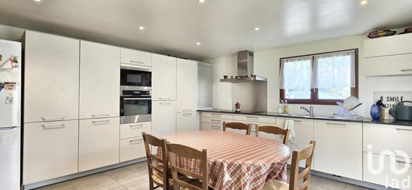 Maison à vendre 5 pièces 202 m² Ornex