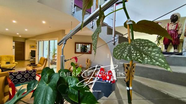 Maison Ombree D Anjou 7 pièce(s) 263 m2