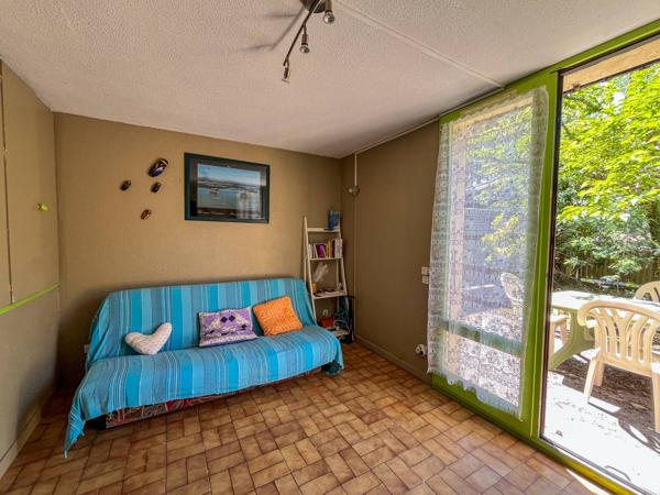 Pavillon à vendre à Lacanau Océan avec deux chambres et jardinet quartier Laubarède
